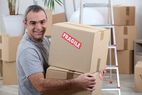 Fragile item packing boxes and protective materials in Streatham