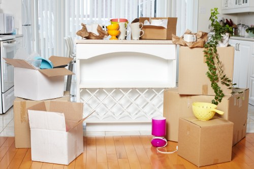 Streatham removal service supporting packed boxes and fragile household belongings